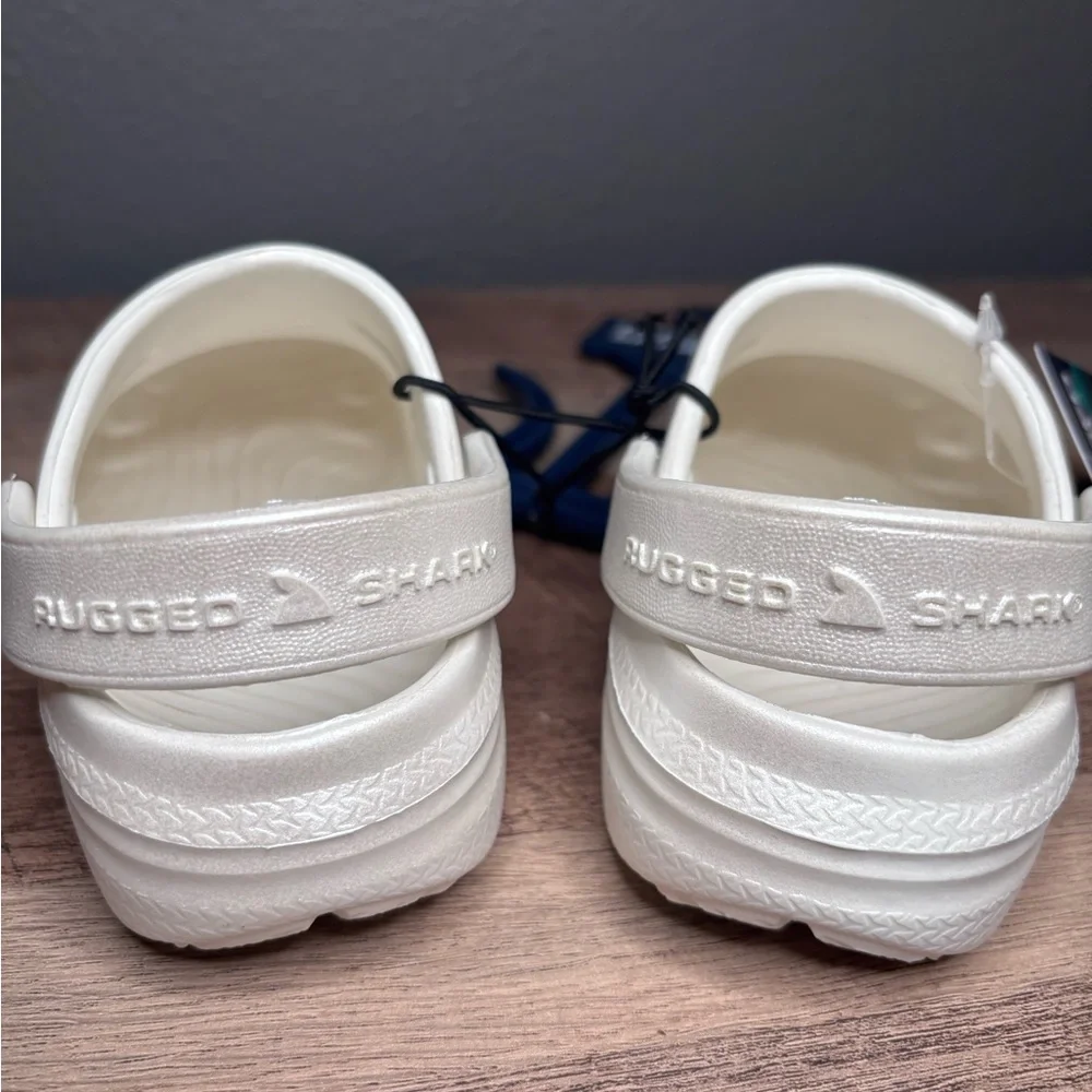 Rugged Shark‎ Kids Cream Sandals